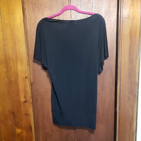 Long silky black top - Picture 4 of 4